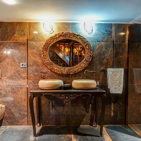 Kerem Ile Asli Butik Hotel *