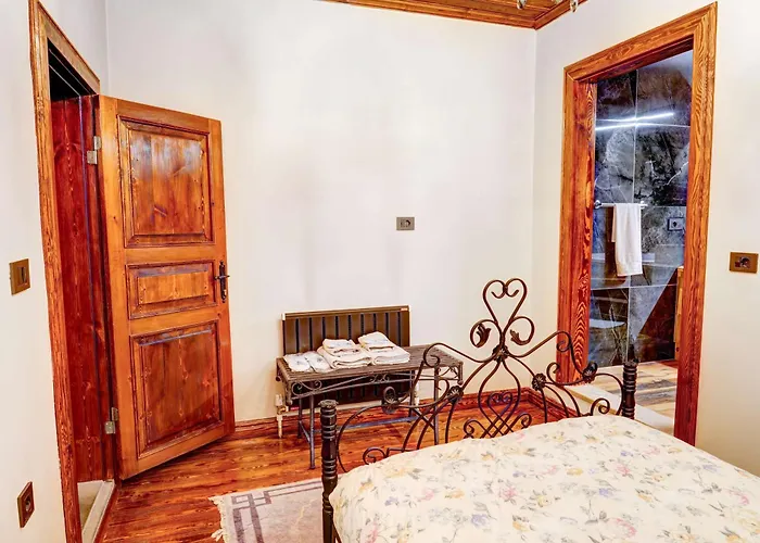 Kerem Ile Asli Butik