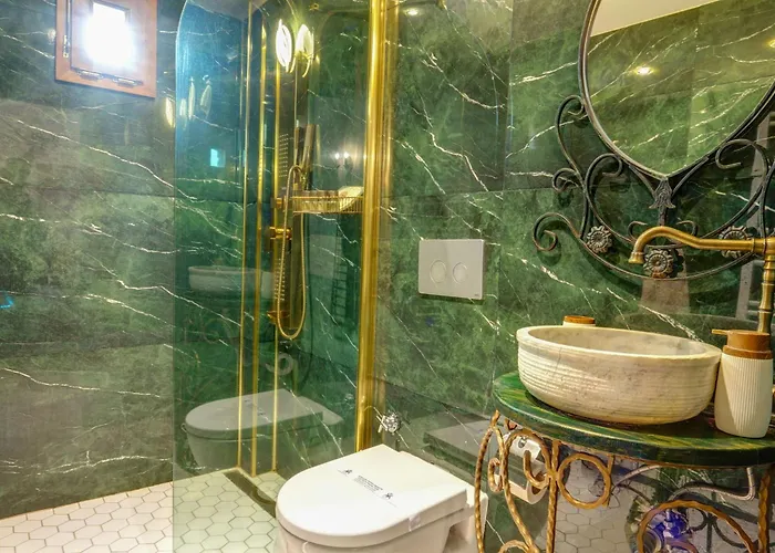 Kerem Ile Asli Butik Hotel *